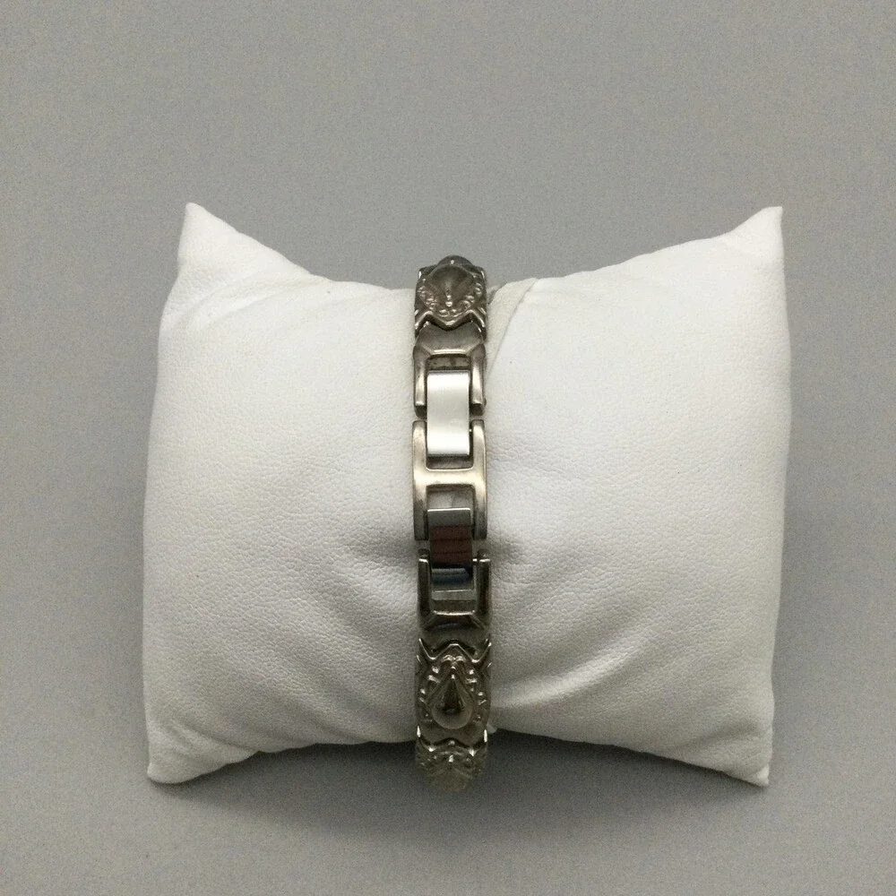 Christian Benet Womens Watch 21mm Silver Tone Blue Crystals FMDCB618 7.5